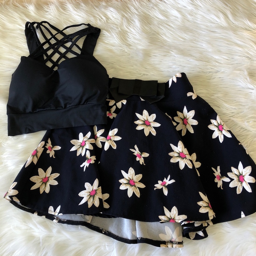 Black Floral Set (can be sold separately) Size S/M